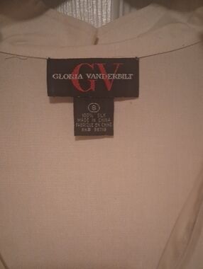 Gloria Vanderbilt Silk 1/2 Zippee Top - Cream Beige W 2 Pockets Size 8